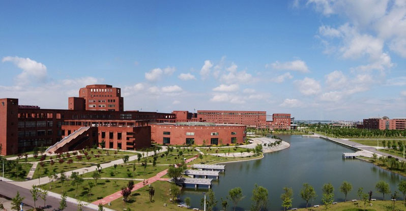江西師范大學旭潔洗地機客戶案例-<a href=http://www.bzlyg.com target=_blank class=infotextkey>洗地機生產廠</a>家